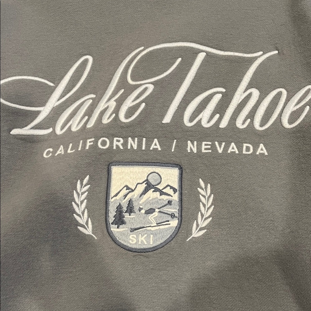 Abercrombie Gray Lake Tahoe Sweatshirt - Picture 3 of 4